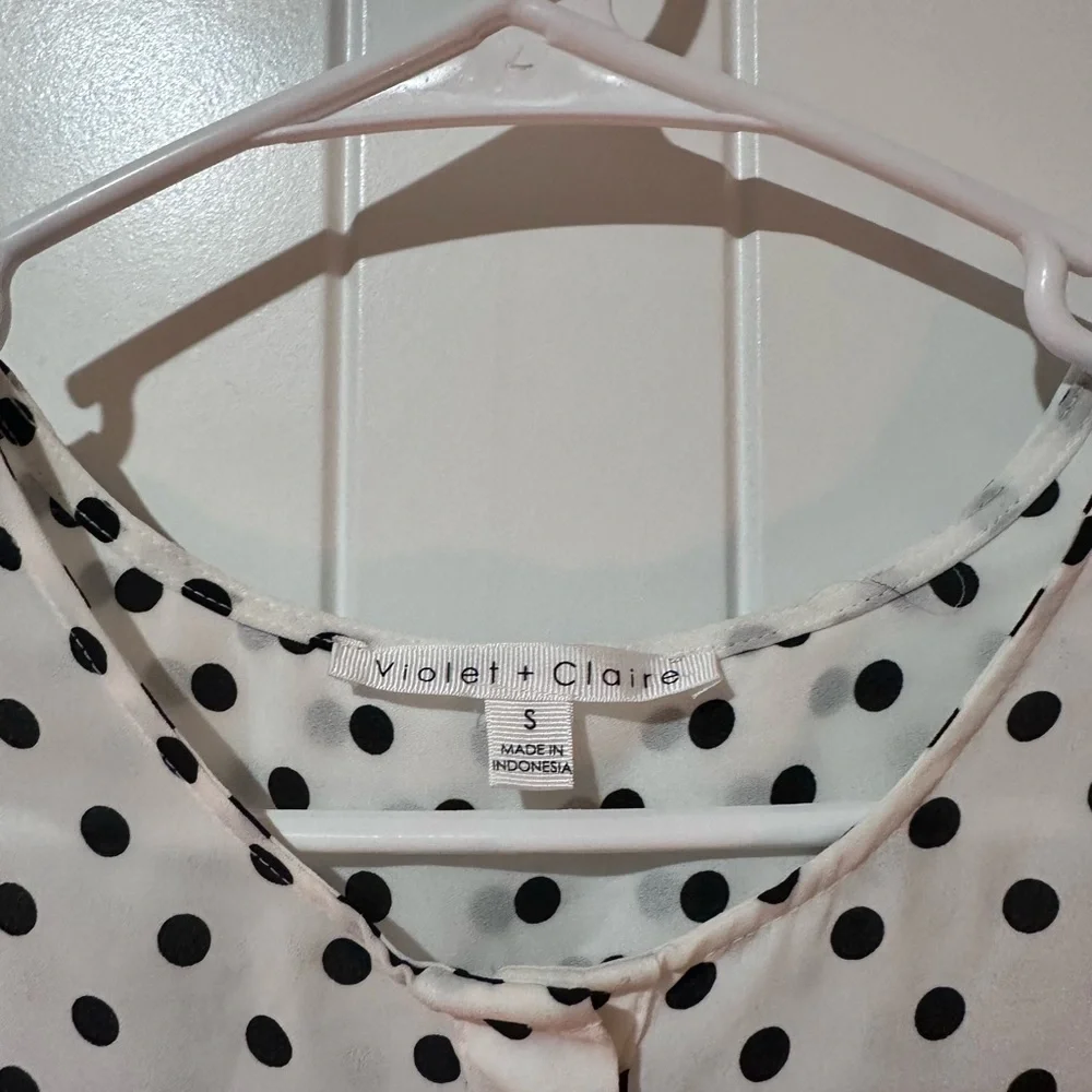 Violet & Claire Cream Boxy Buttoned Blouse - Picture 3 of 3